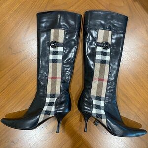Burberry Black and Beige Heeled Boots